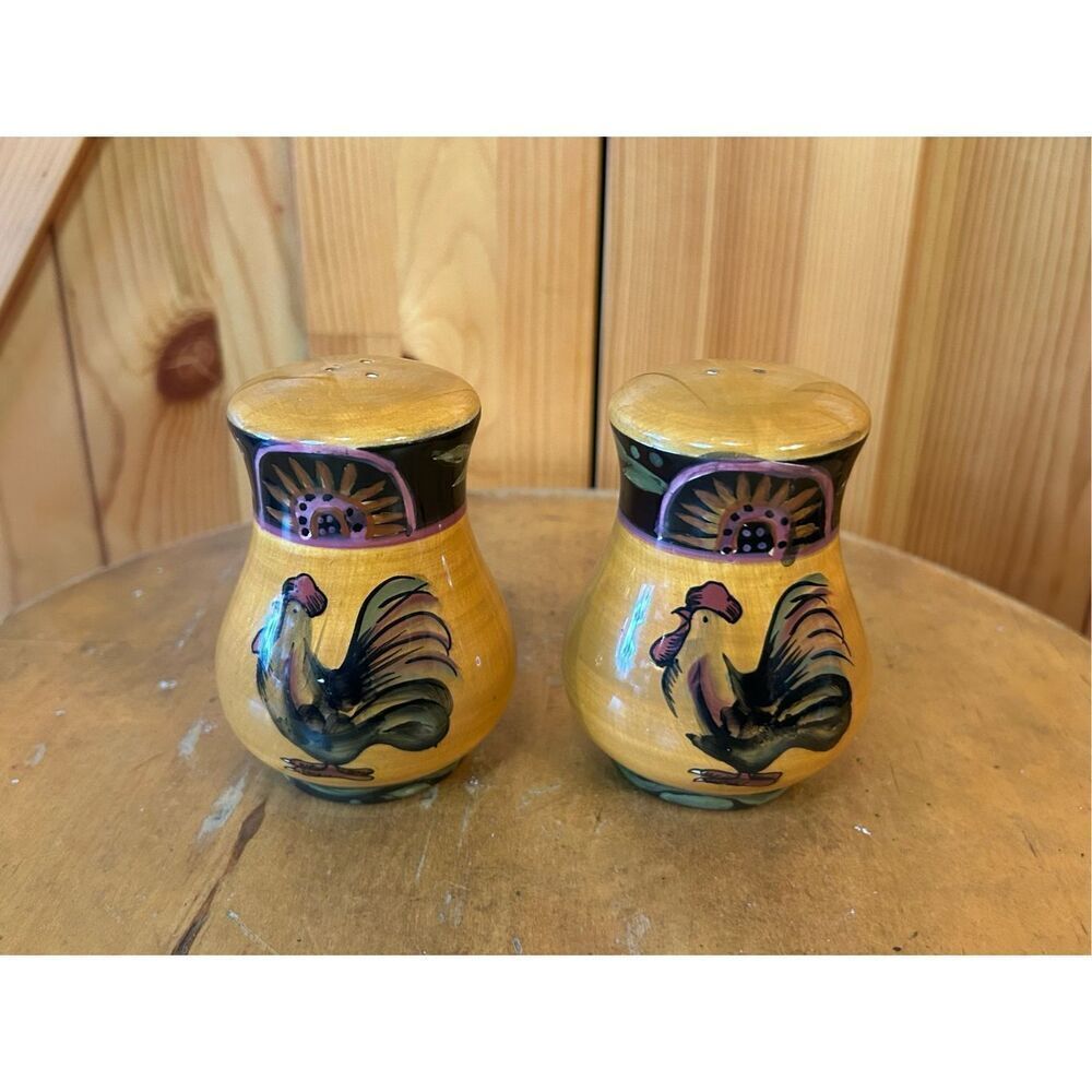 Vintage Rooster Salt & Pepper Shakers Country/Farmhouse Style 2000 Lang & Wise (